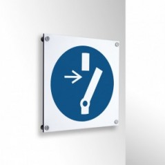 Togliere tensione prima di iniziare lavori o riparazioni in alluminio composito da parete - M021