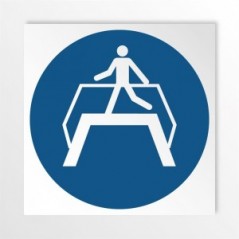 Usare il ponte pedonale in alluminio composito da parete - M023