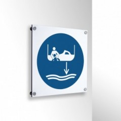 Calare in acqua l'imbarcazione di salvataggio nella procedura di lancio in mare in alluminio composito da parete - M041