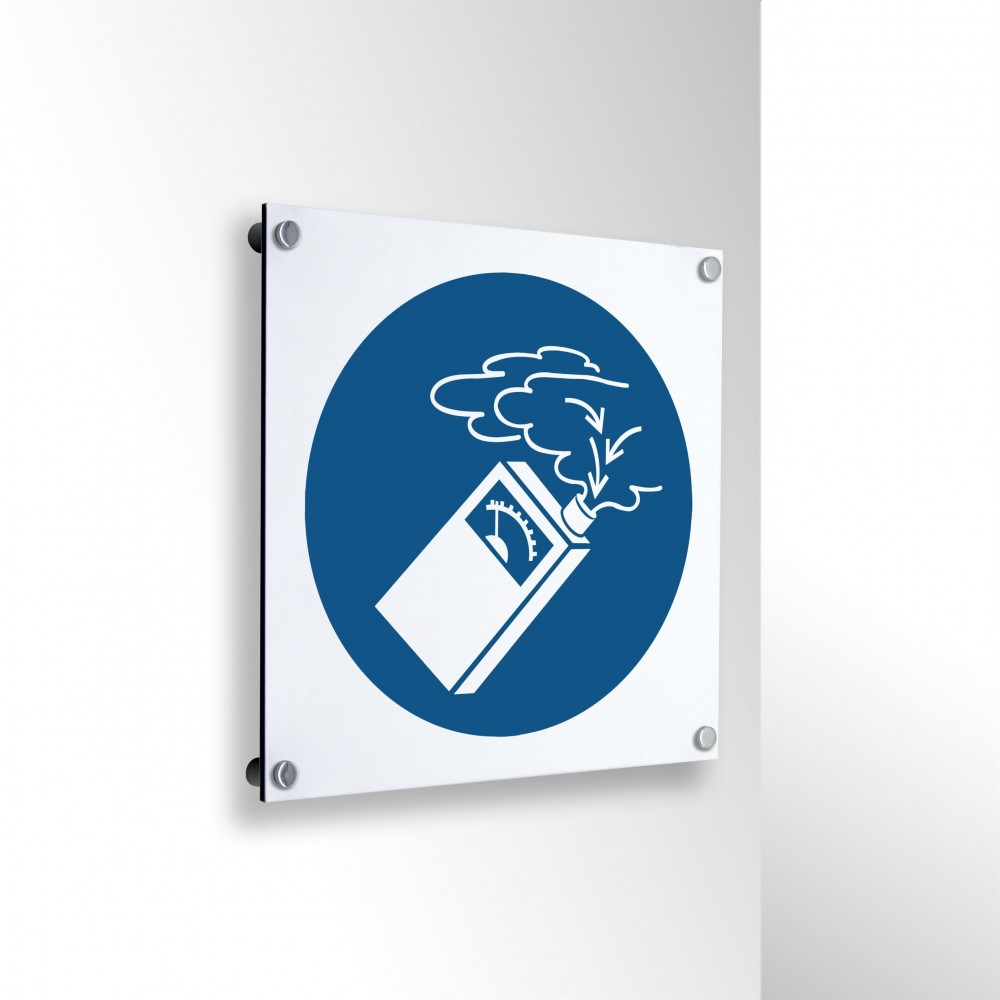 È obbligatorio usare il rilevatore di gas in alluminio composito da parete - M048