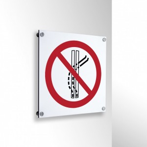 Vietato lasciare la pista di risalita in alluminio composito da parete - P037