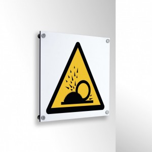 Pericolo proiezione di schegge in alluminio composito da parete