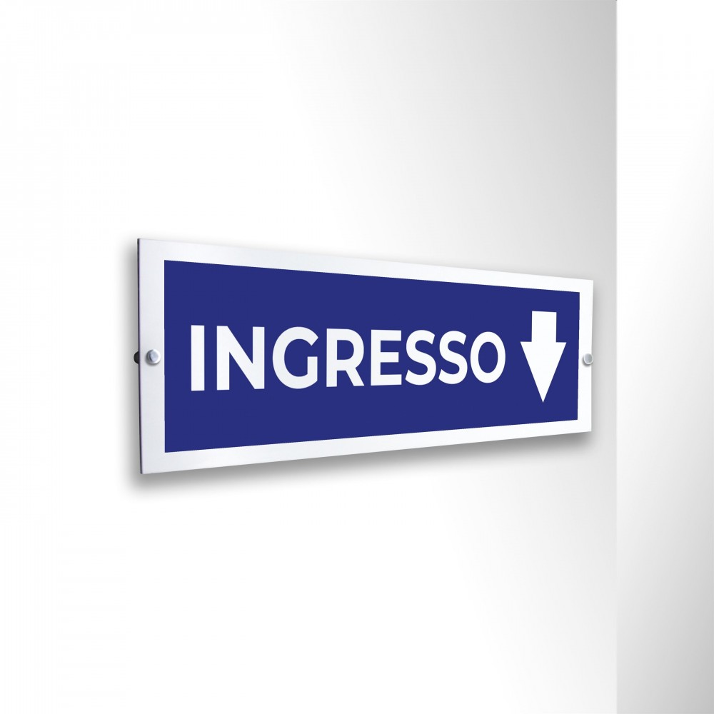Ingresso freccia basso v1 in alluminio composito da parete