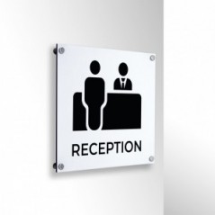 Reception v4 in alluminio composito da parete