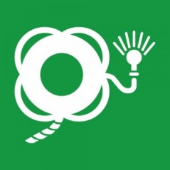 Salvagente con cima e luce in plex trasp a bandiera - E043