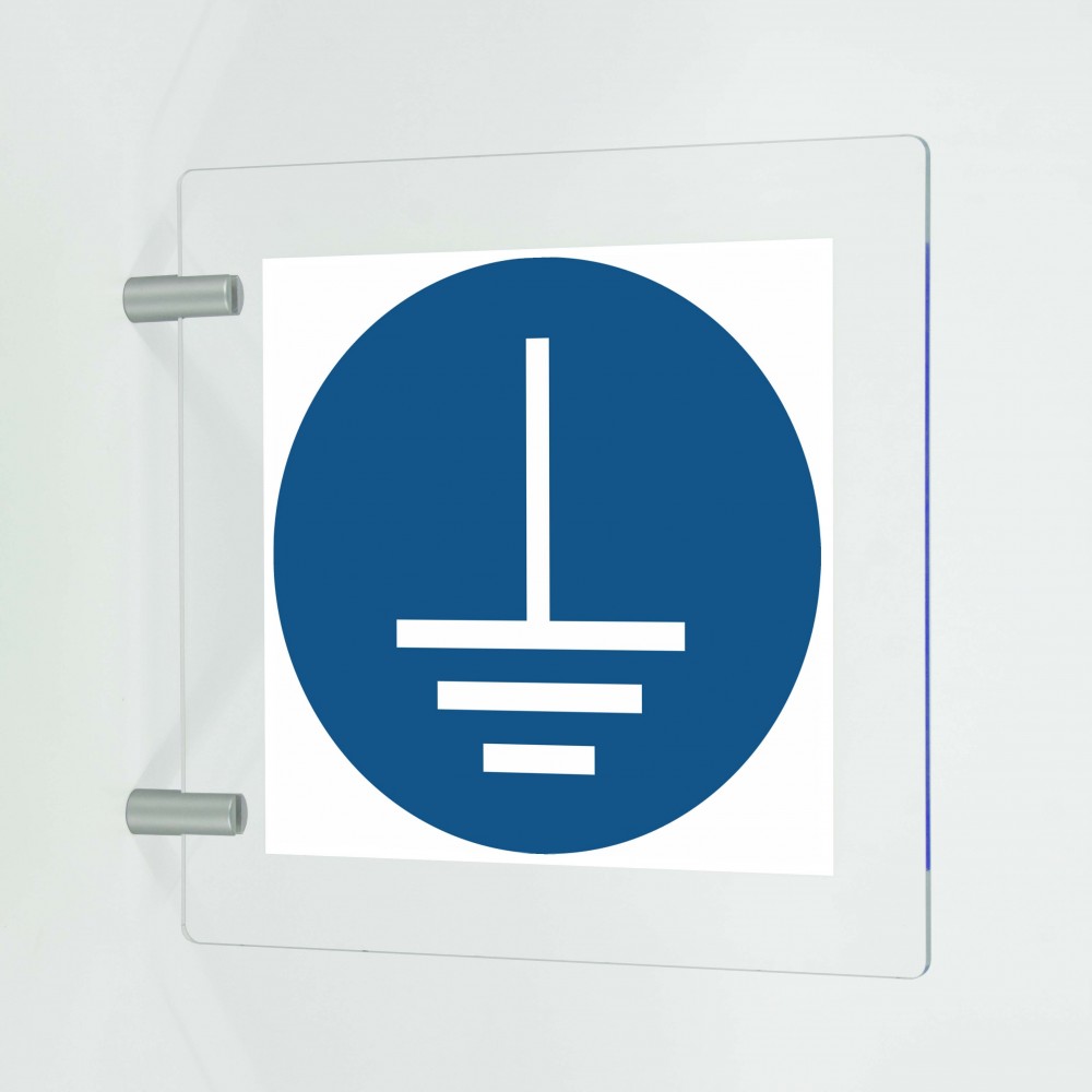 Messa a terra obbligatoria in plex trasp a bandiera - M005