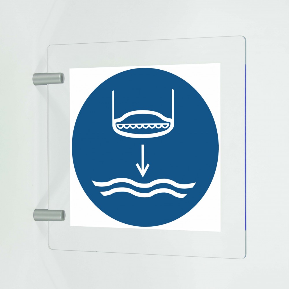 Calare in acqua la scialuppa di salvataggio nella procedura di lancio in mare in plex trasp a bandiera - M039