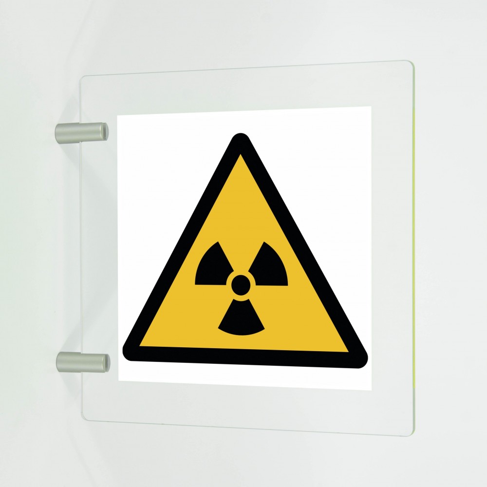Materiali radioattivi o radiazioni ionizzanti in plex trasp a bandiera - W003
