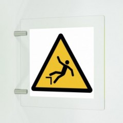 Caduta con dislivello in plex trasp a bandiera - W008