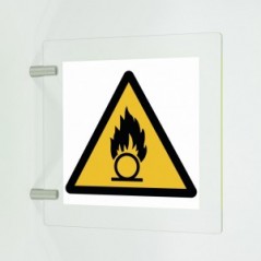 Sostanze comburenti in plex trasp a bandiera - W028
