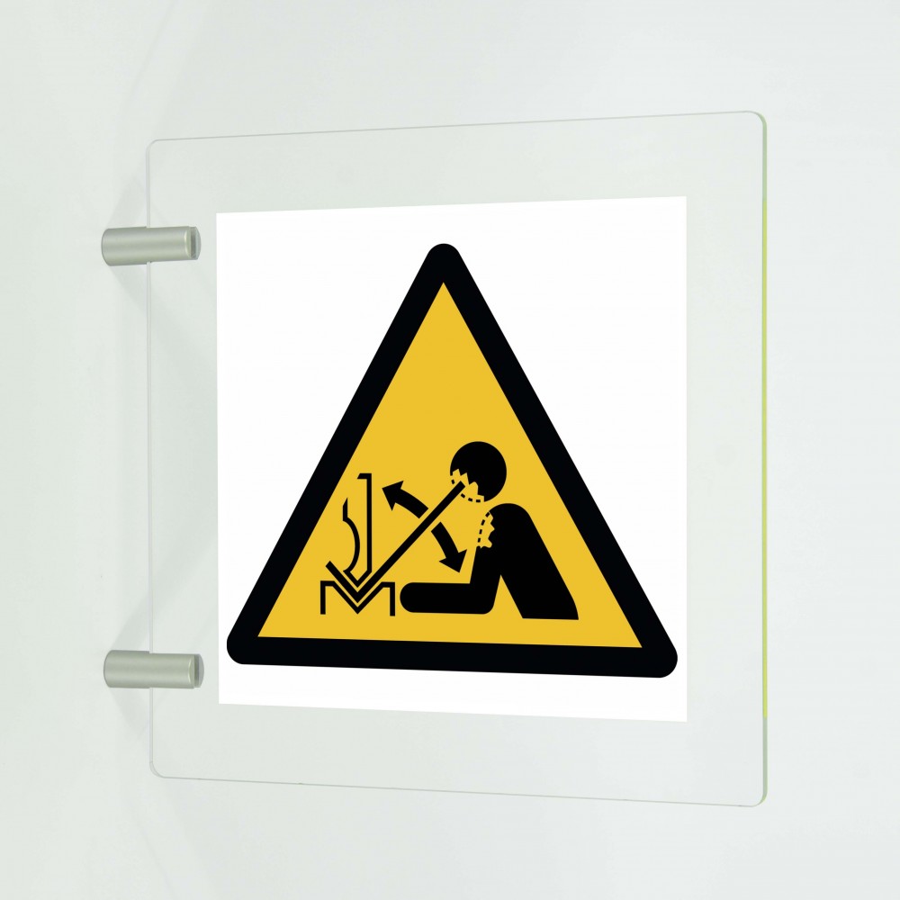 Spostamento rapido del materiale da piegare nella pressa in plex trasp a bandiera - W032