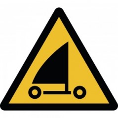 Attenzione sand yachting in plex trasp a bandiera - W059