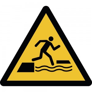Attenzione pericolo di caduta in acqua salendo o scendendo da una superficie galleggiante in plex trasp a bandiera - W068