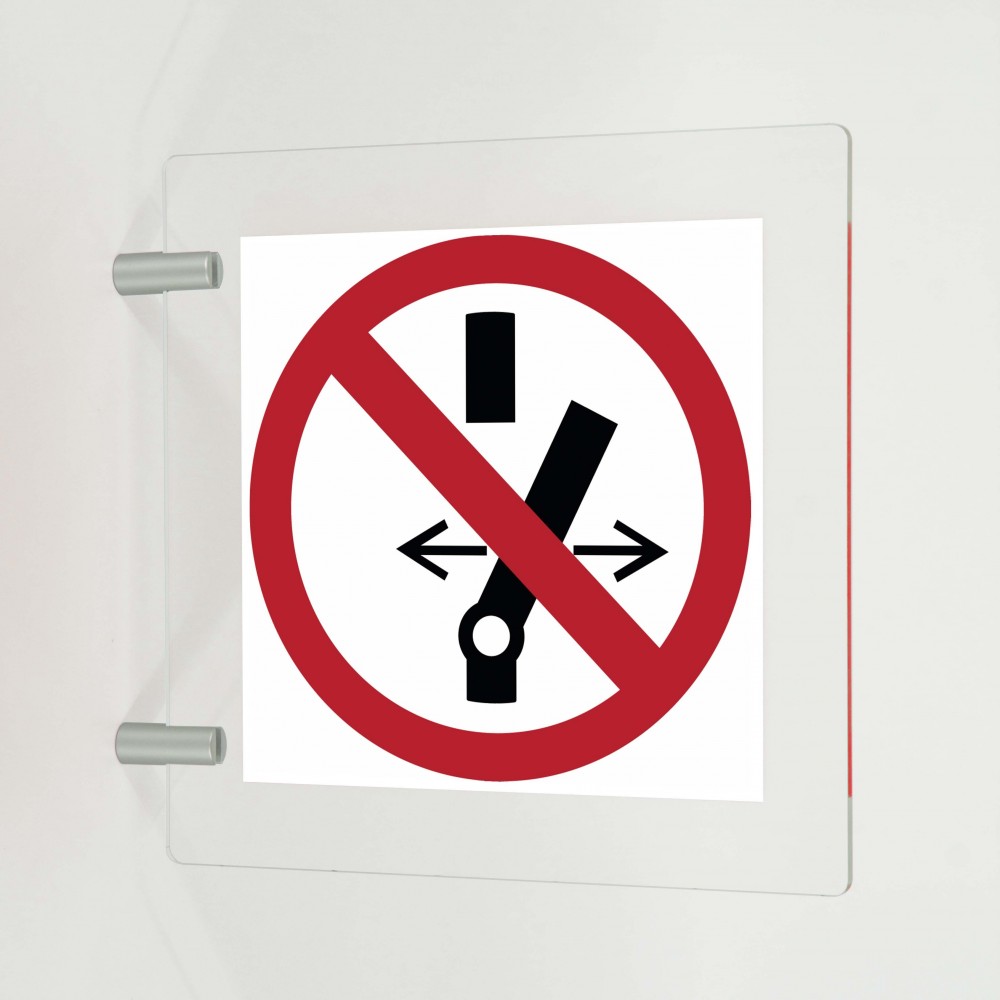 Non alterare lo stato dell’interruttore in plex trasp a bandiera - P031