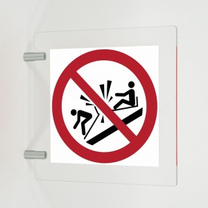 Vietato speronare slitte in plex trasp a bandiera - P047