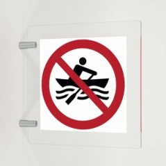 Divieto di mezzi ad azionamento manuale in plex trasp a bandiera - P055