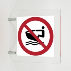 Divieto di acquascooter personali in plex trasp a bandiera - P057