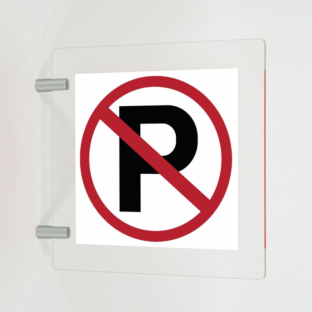 Parcheggio vietato in plexiglass trasparente a bandiera
