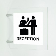 Reception v6 in plexiglass trasparente a bandiera