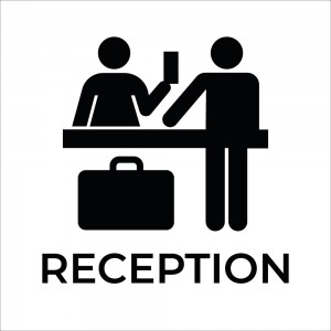 Reception v6 in plexiglass trasparente a bandiera