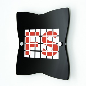 Targa in Plexiglass Nero Lucido Stampata Stella 4 Punte