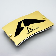 Targa in ABS Classic Gold Incisa con Pannello in Plexiglass Trasparente tipologia Bandiera