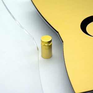 Targa in ABS Classic Gold Incisa con Bordo 25 mm in Plexiglass Trasparente tipologia Stella 4 Punte