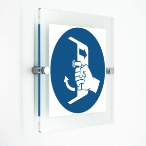 Chiudere e assicurare i portelli nella procedura di lancio in mare - in plexiglass trasparenti da parete M037