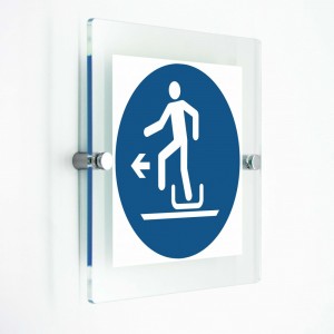 Scendere dalla slitta dalla parte sinistra - in plexiglass trasparenti da parete M050