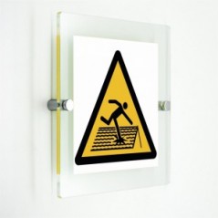 Tetto fragile - in plexiglass trasparenti da parete W036