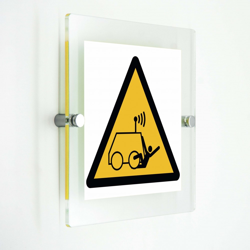 Attenzione rischio di essere investiti da veicoli comandati a distanza - in plexiglass trasparenti da parete W037