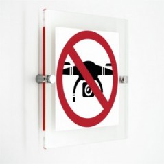 No drone zone in plexiglass trasparenti da parete