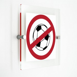 Vietato giocare a pallone in plexiglass trasparenti da parete