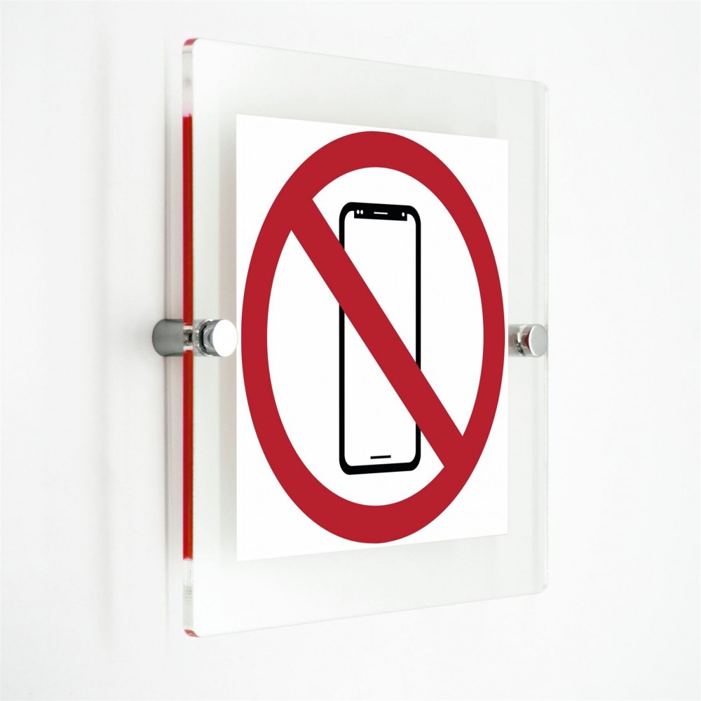 Vietato l'uso dei cellulari smartphone in plexiglass trasparenti da parete